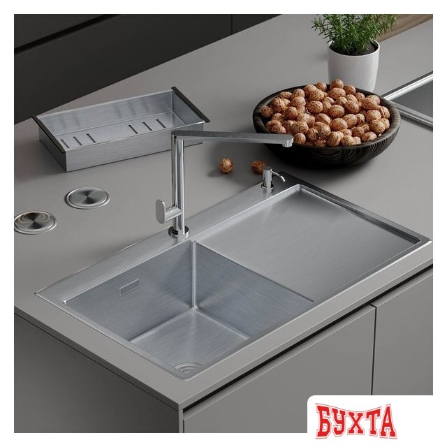 Кухонная мойка Roxen Vespa 560230-70L сатин (с коландером и дозатором)