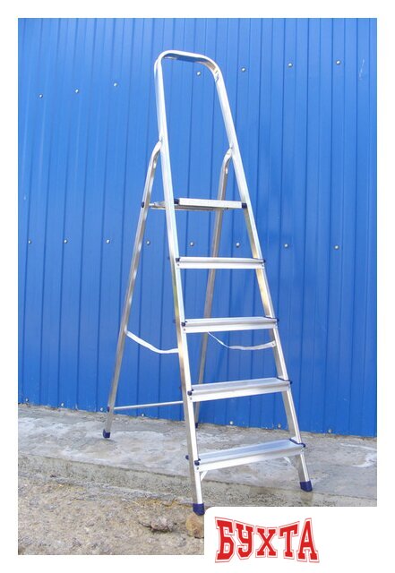 Лестница-стремянка Алюмет алюминиевая AM704 3